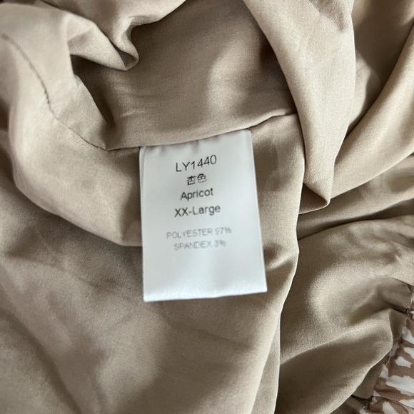 Cute Women's Skirt Perfect For Summer! Tan & White Shorts-Lined‎ Sz XXL (33") - Picture 4 of 6